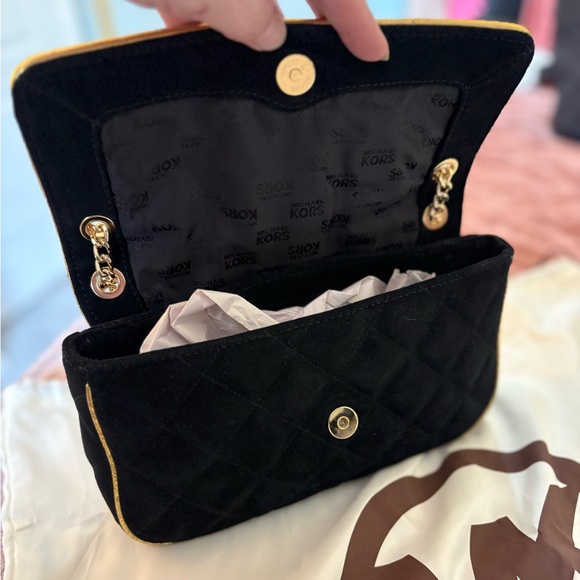 Michael Kors Jet Set Chain Small Flap Black Shoulder Bag - Picture 6 of 14